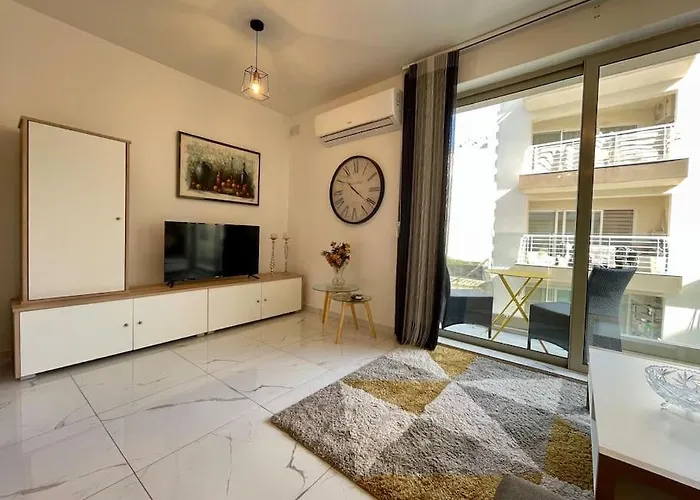 2Br Comfort Apartment Bugibba By Holi